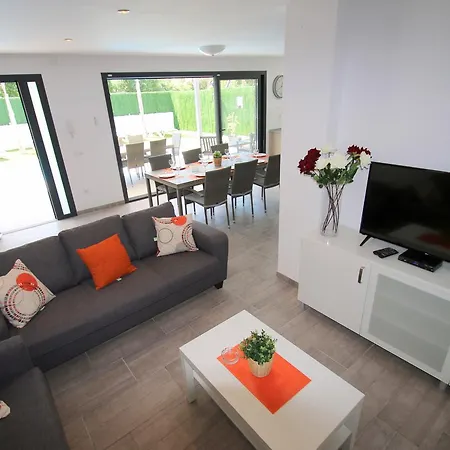 Milos Villa Cambrils